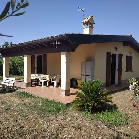 Cottage Su Merti Country Иглесиас Екстериор снимка