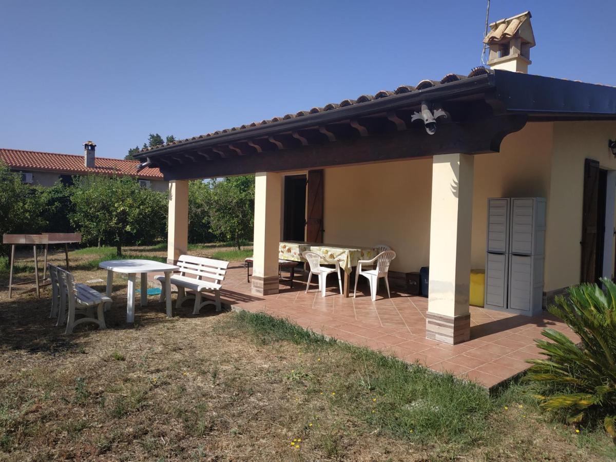 Cottage Su Merti Country Иглесиас Екстериор снимка
