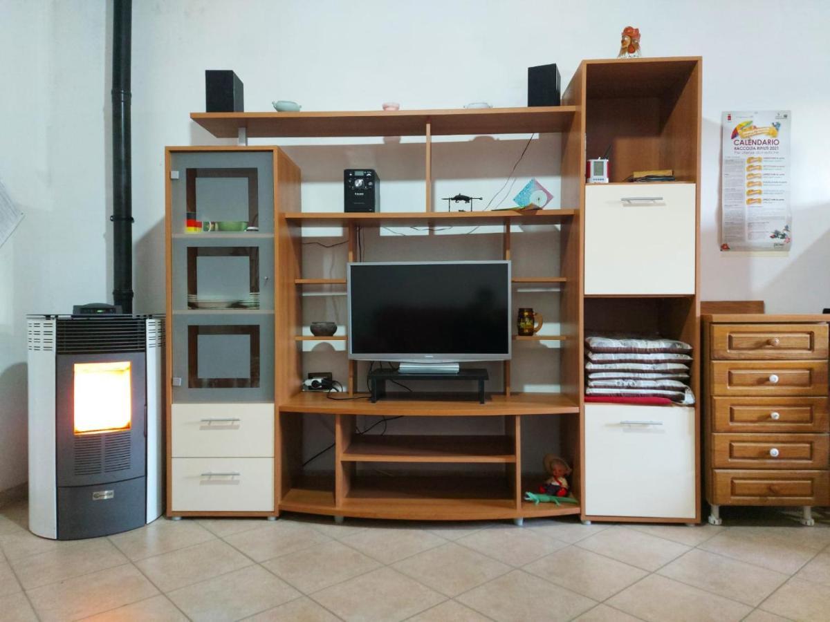 Cottage Su Merti Country Иглесиас Екстериор снимка