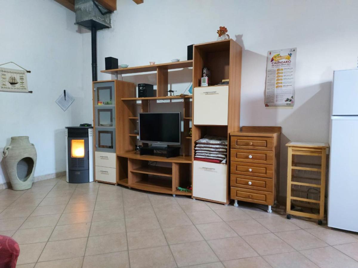 Cottage Su Merti Country Иглесиас Екстериор снимка