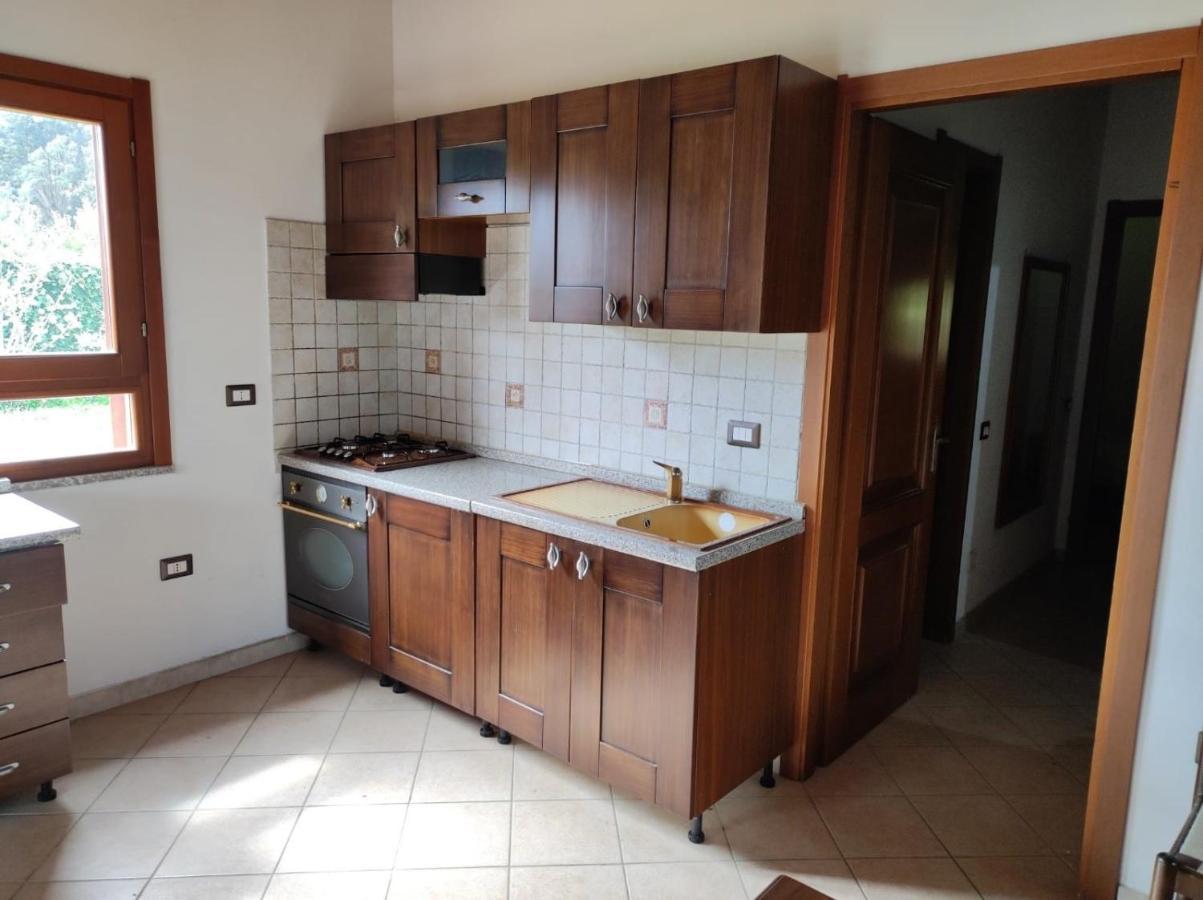 Cottage Su Merti Country Иглесиас Екстериор снимка