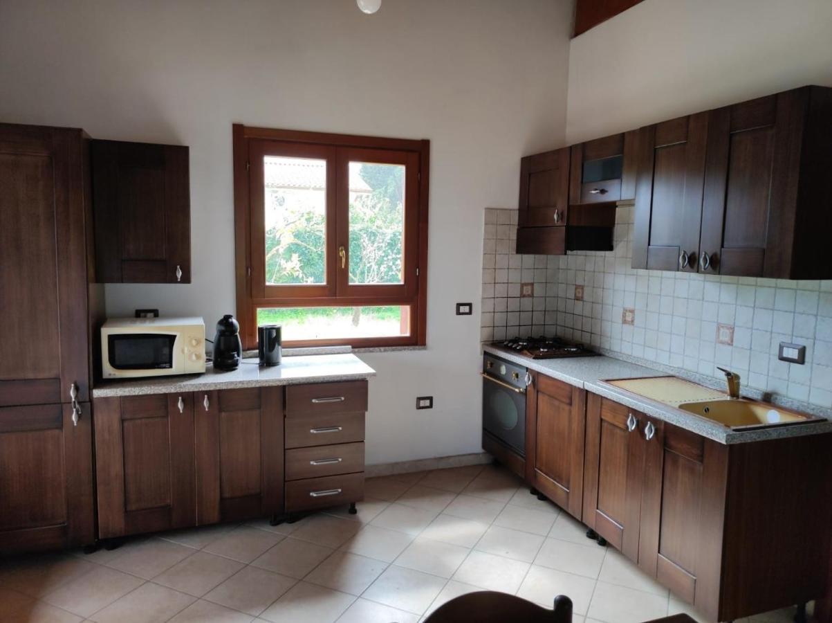 Cottage Su Merti Country Иглесиас Екстериор снимка