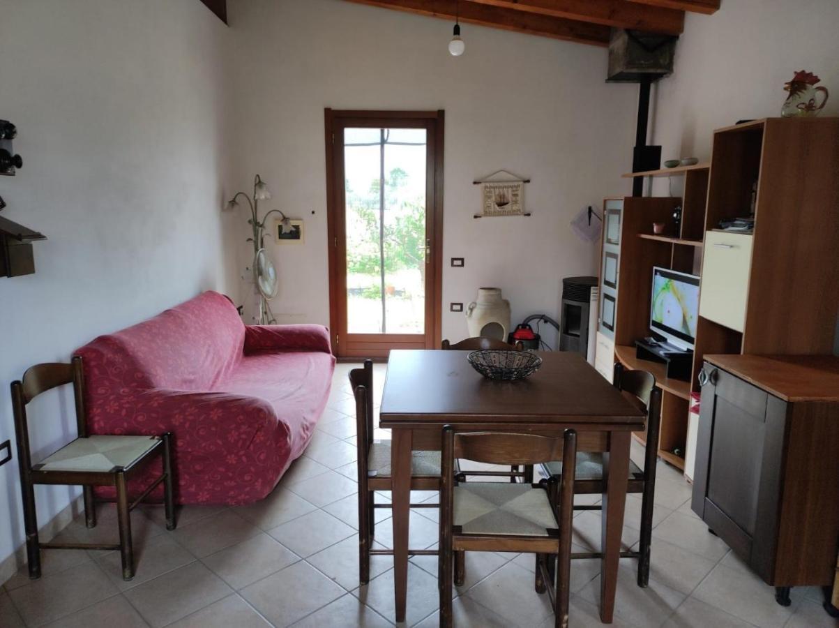 Cottage Su Merti Country Иглесиас Екстериор снимка