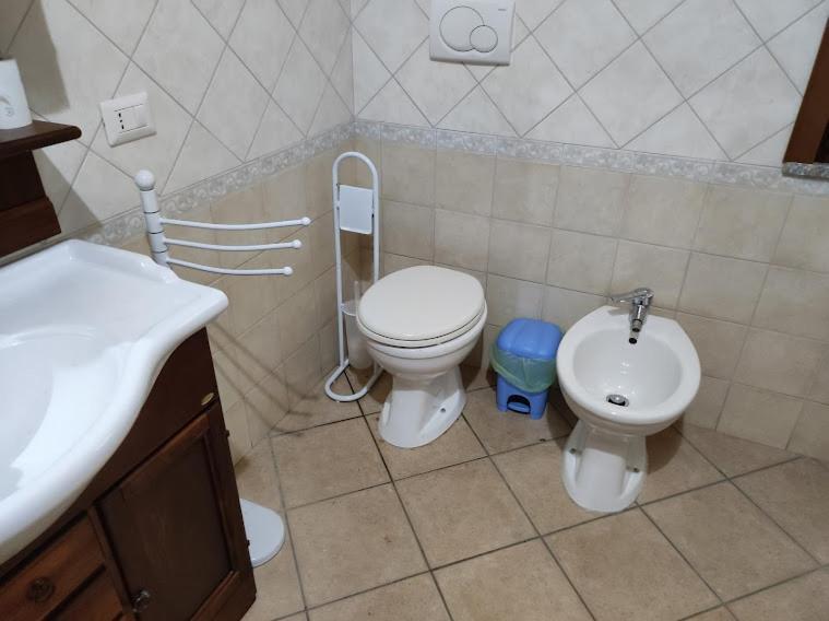Cottage Su Merti Country Иглесиас Екстериор снимка